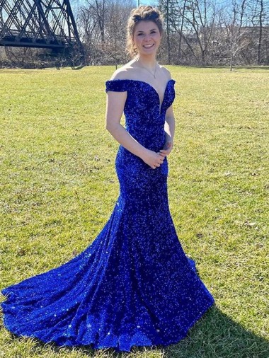 Low Cost Off the Shoulder Sleeveless Long Sweep Train Velvet Sequin Prom Dress